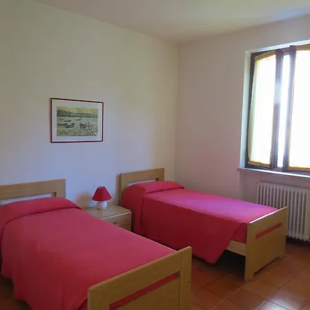 Liana Albisano 3* Torri Del Benaco