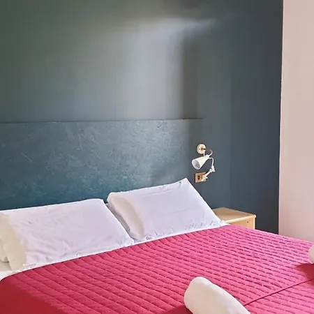 Liana Albisano Aparthotel 3*