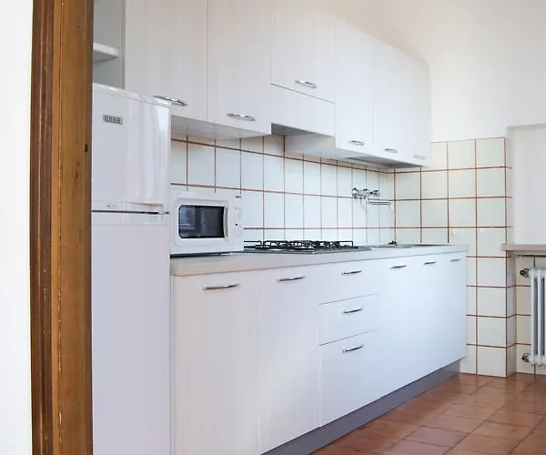 Aparthotel Liana Albisano 3*